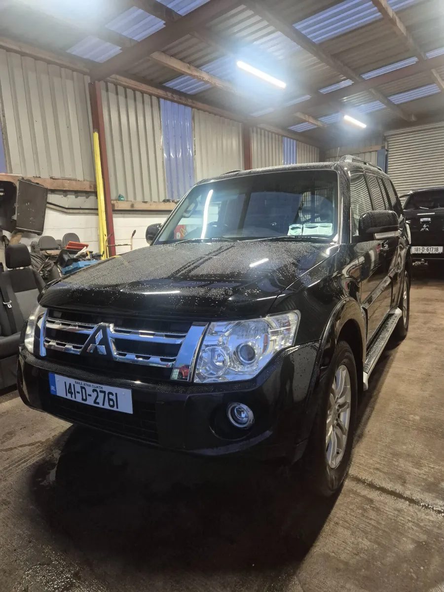2014 MITSUBISHI PAJERO LWB 1 OWNER - Image 2