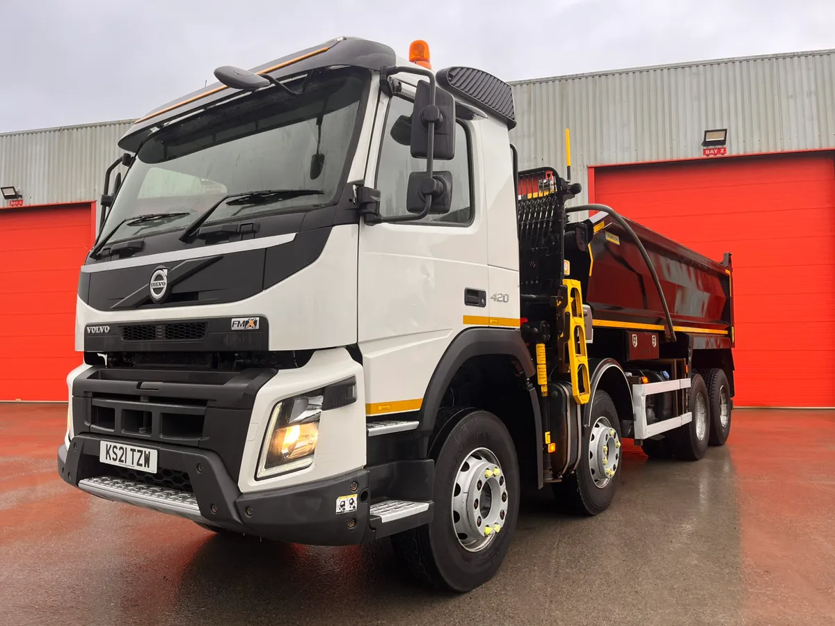 212 Volvo FMX 13 Litre 420 - Image 1