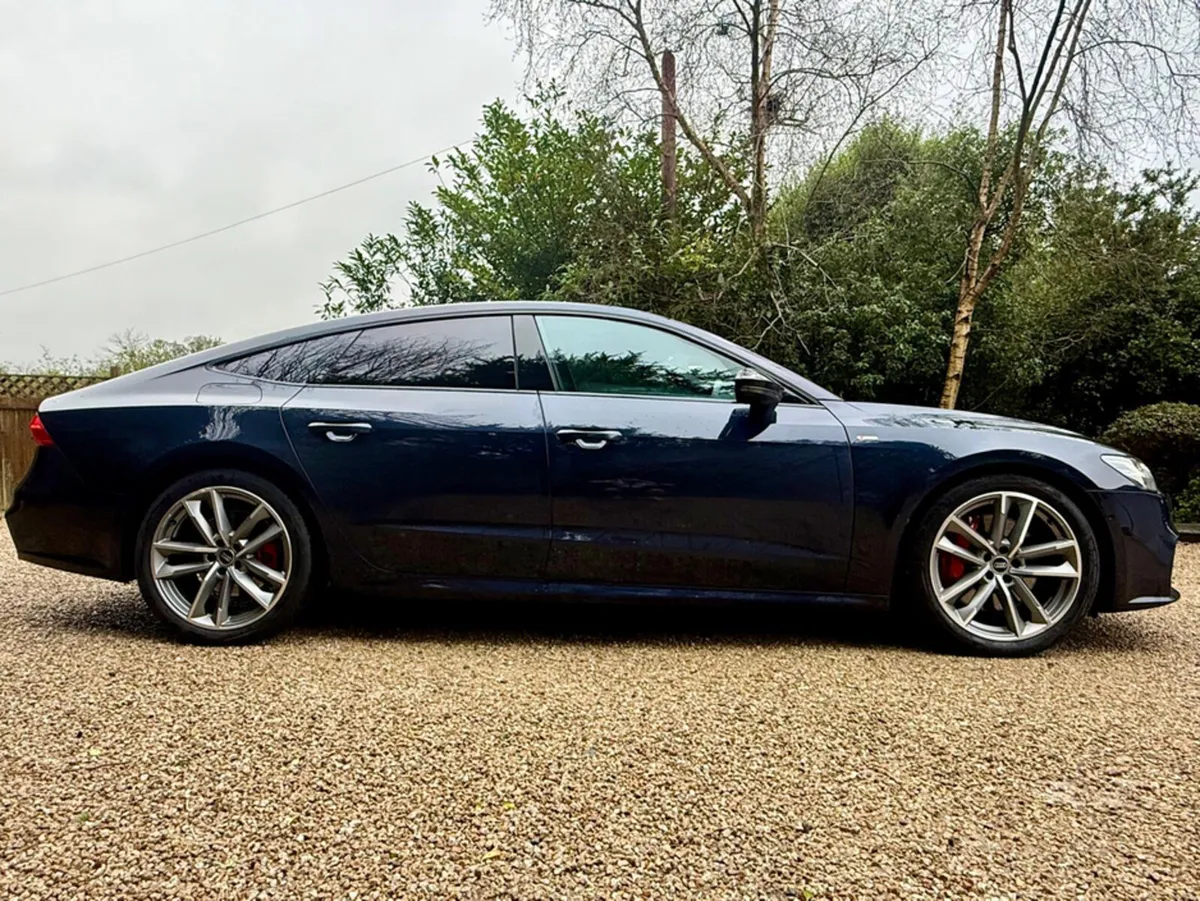 Audi A7 55 TFSI E COMPETITION - Image 4