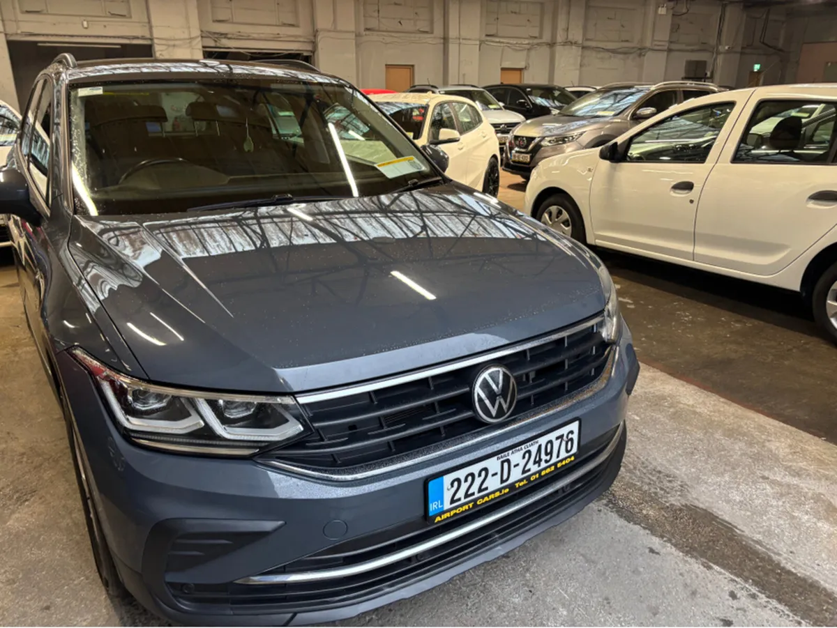 Volkswagen Tiguan 1.4 TSI LIFE 245PS 5DR Auto Plug - Image 2