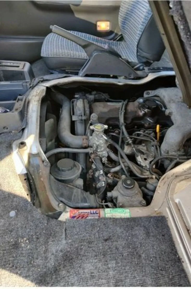 1994 Jap Toyota Hiace 2.8 Petrol Auto Camper - Image 3