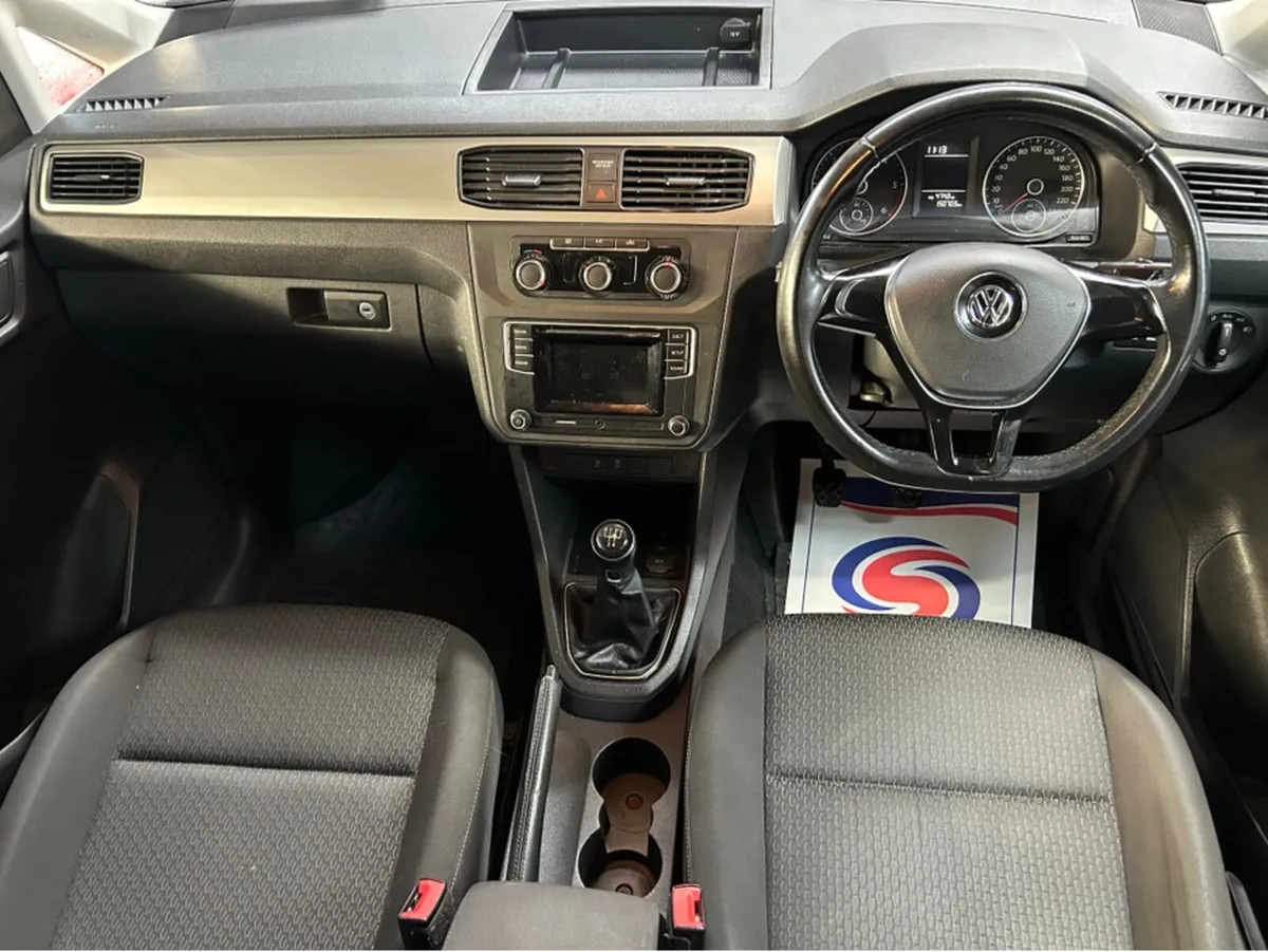Volkswagen Caddy MAXI TREND 7 SEATER TDI 102HP MAN - Image 2