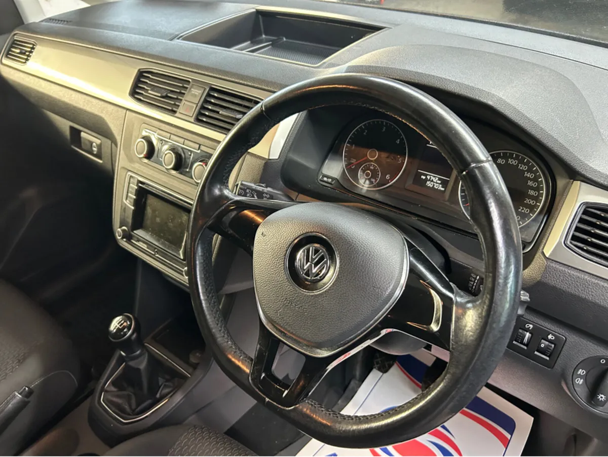 Volkswagen Caddy MAXI TREND 7 SEATER TDI 102HP MAN - Image 4