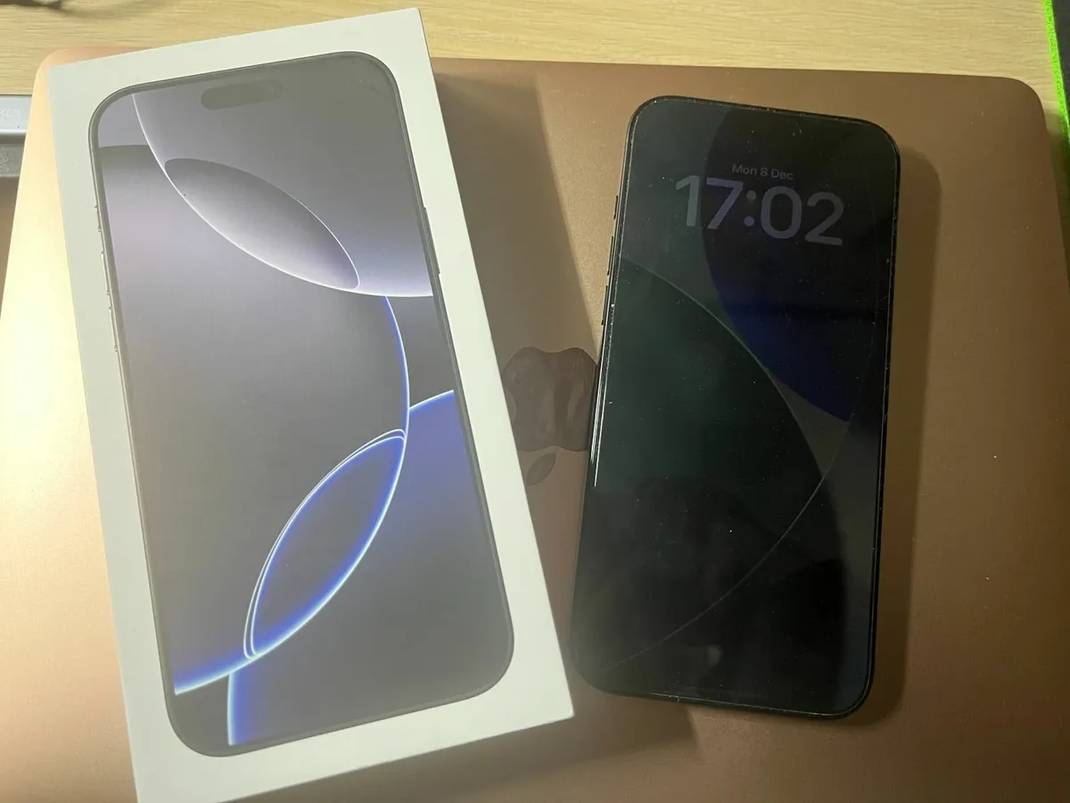 iPhone 16  pro max black 256G - Image 1