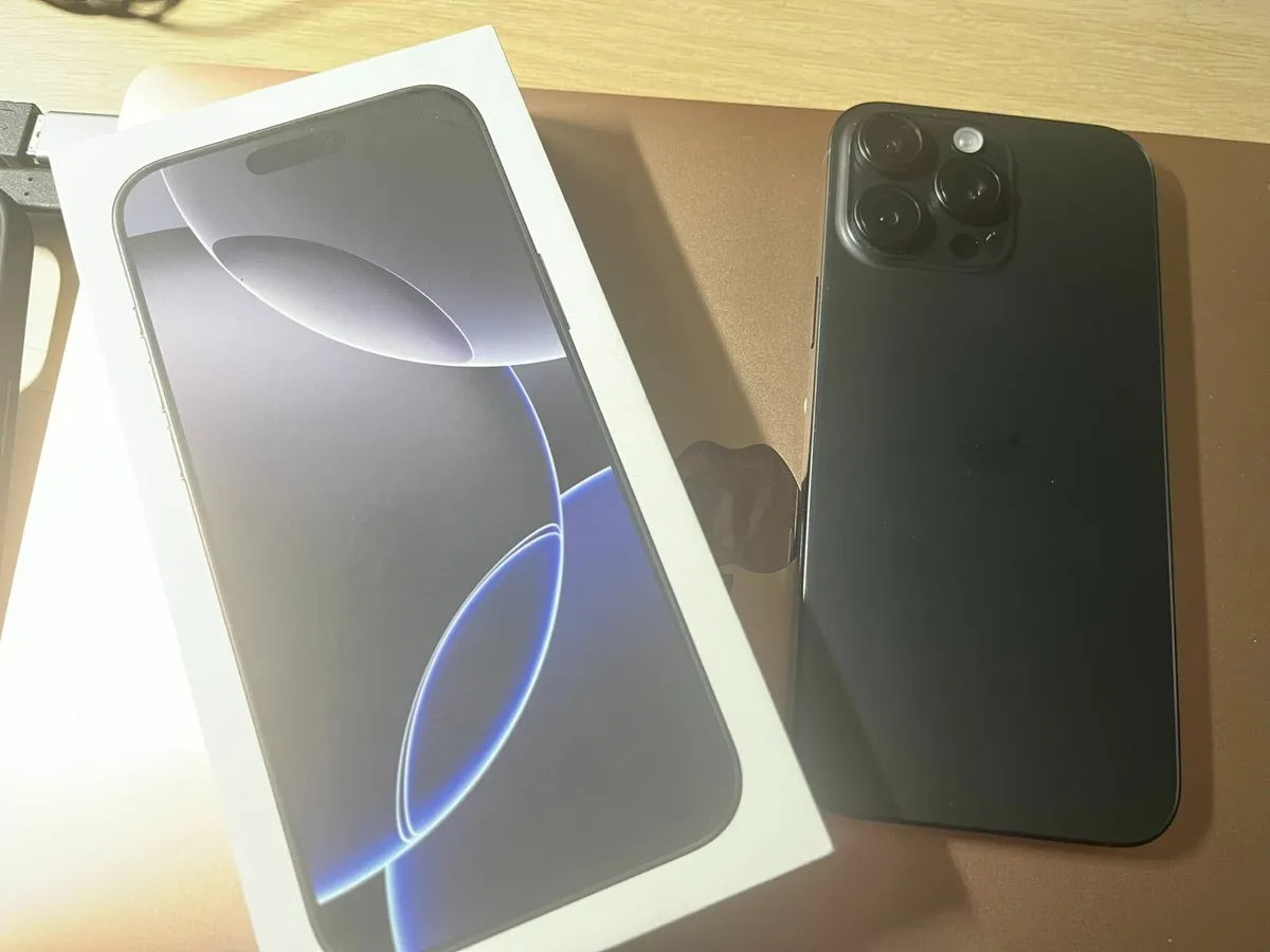 iPhone 16  pro max black 256G - Image 2
