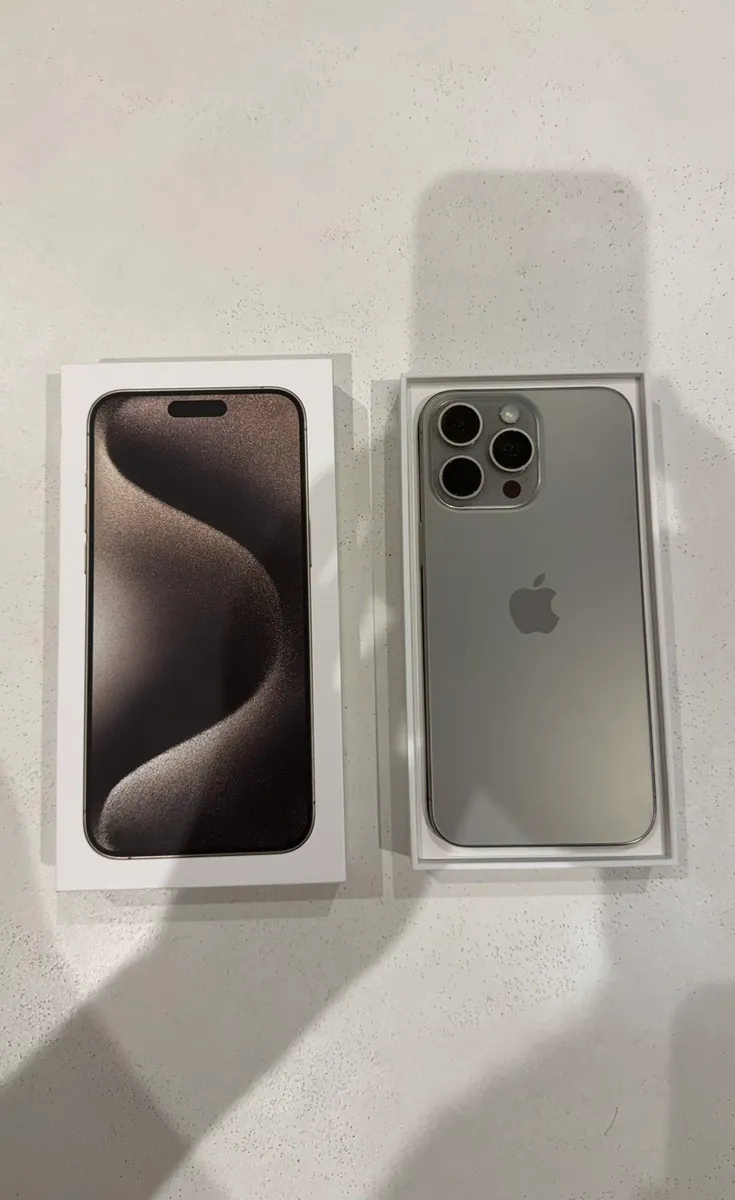 iPhone 15 Pro Max - Image 1