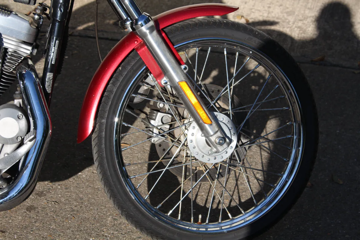 Harley 833 Sportster - Image 4