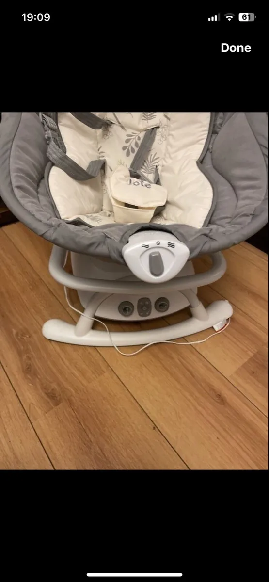 Joie 2 in 1 swing and rocker baby chair - Image 2
