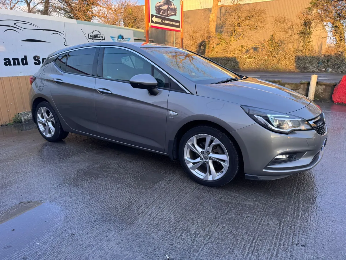 2017 Astra 1.4LTurbo SRI Low Miles Warranty - Image 4