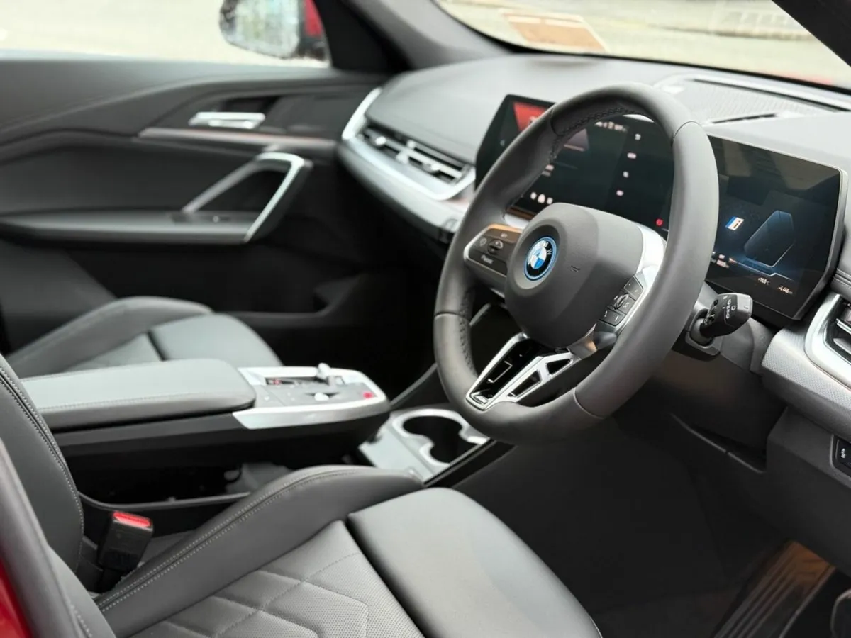 BMW iX1 eDrive20 M Sport - Image 3