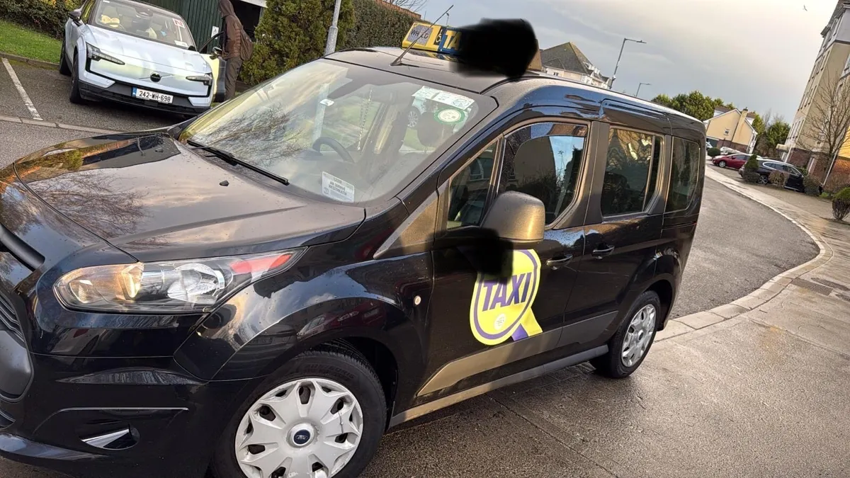 Ford Connect 2016 complete Taxi - Image 3