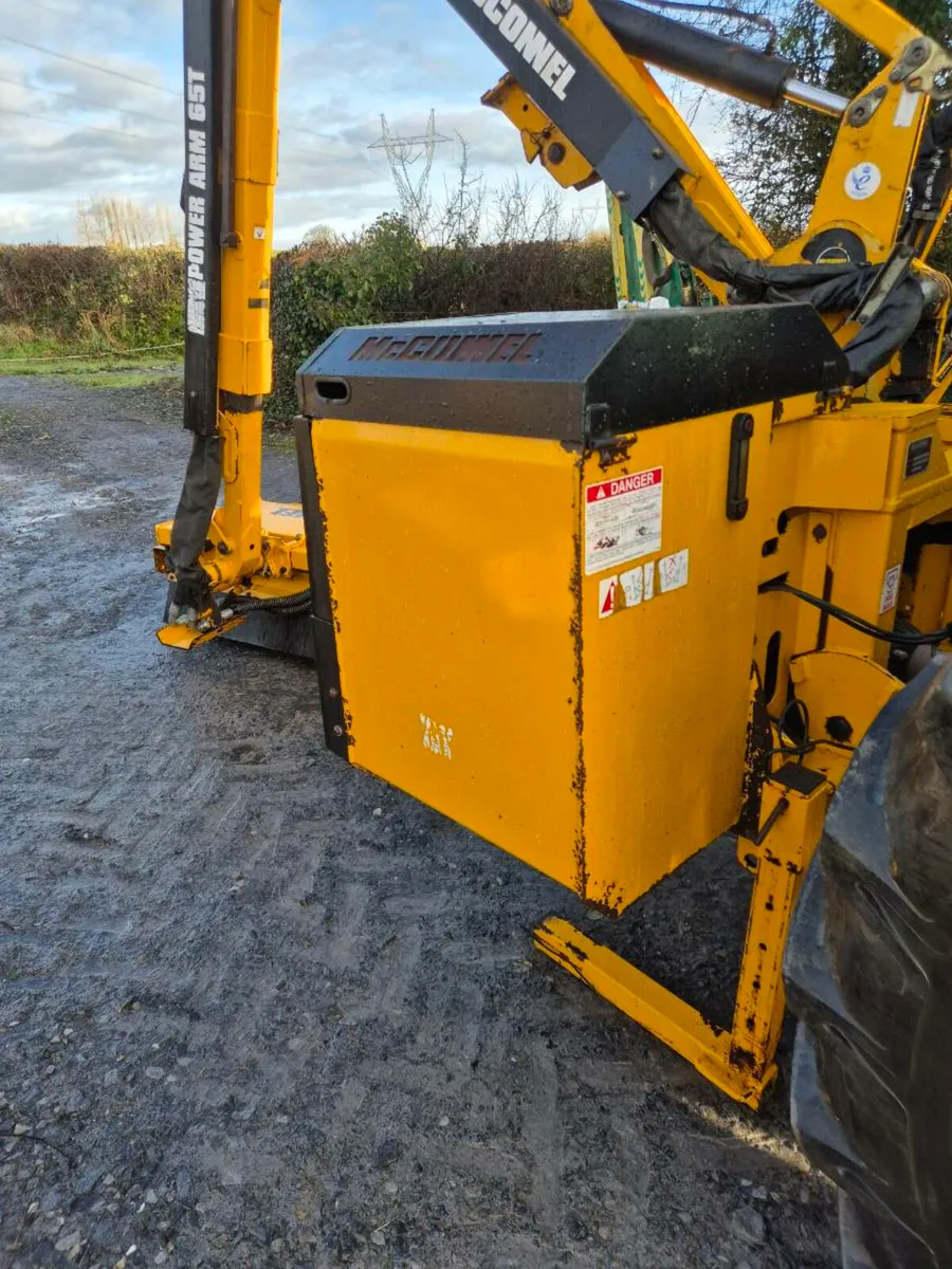 Mcconnel PA65T Hedgecutter - Image 3