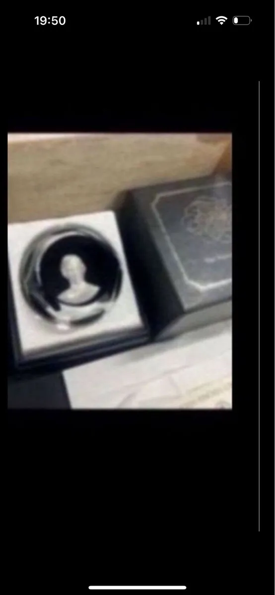 4 pinches baccarat commemorative paperweights - Image 3