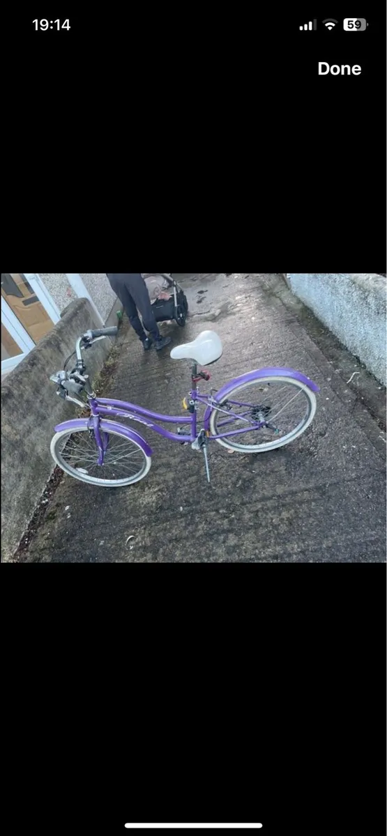 Vintage style women’s bike purple - Image 1