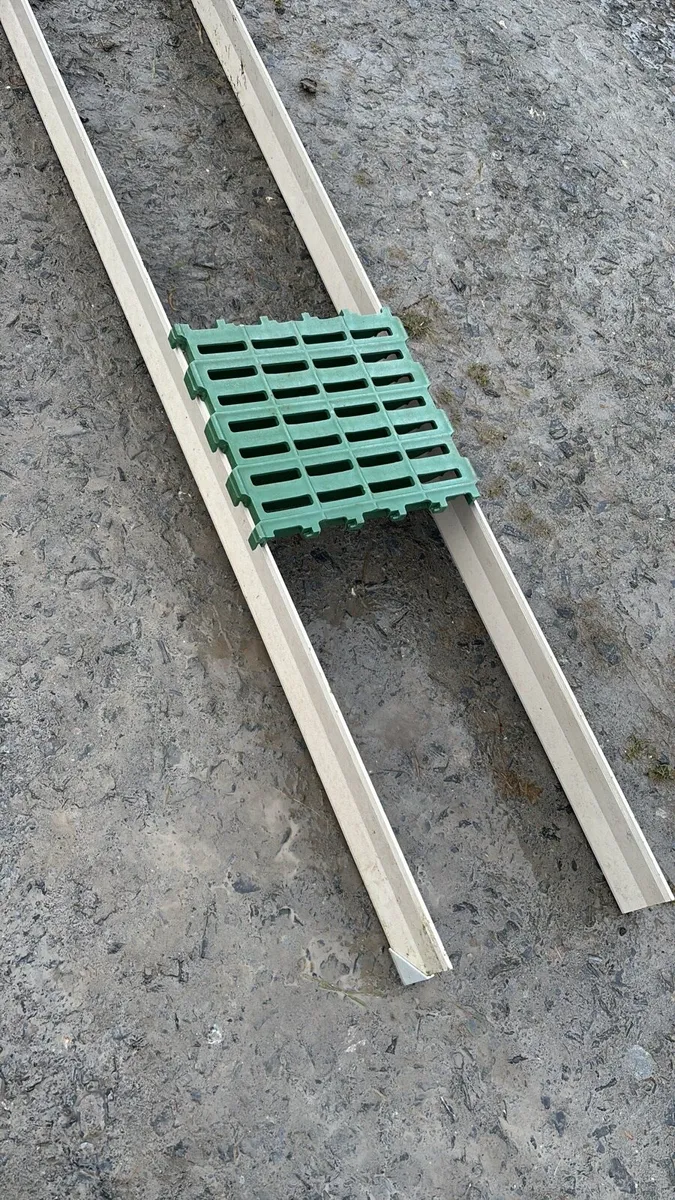 Calf slats - Image 2