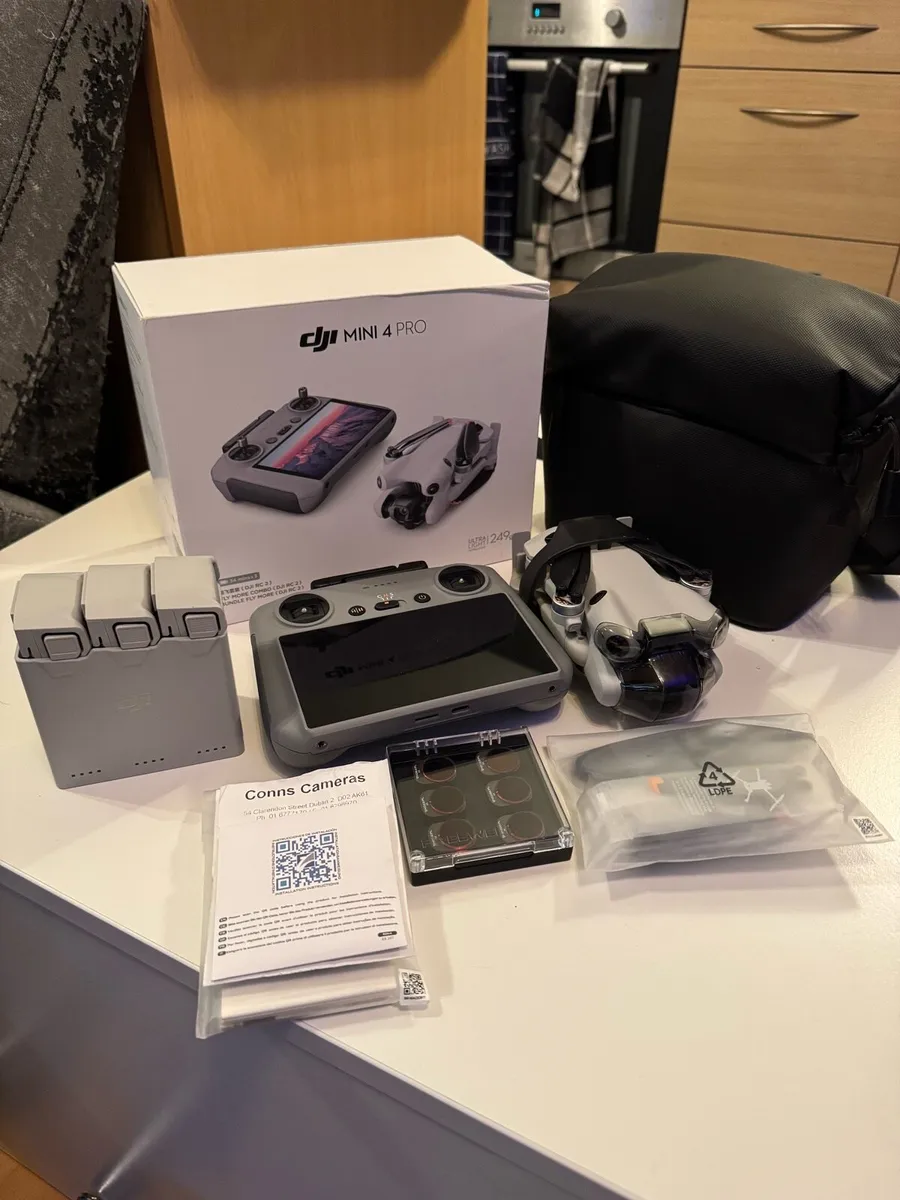 Drone DJI Mini 4 Fly More Combo + Freewell nd kit - Image 1