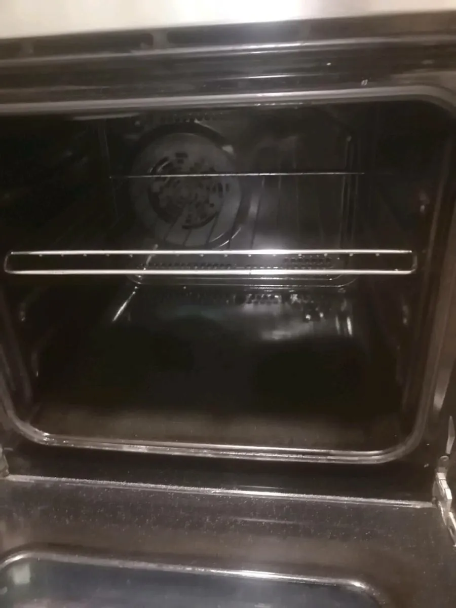 Electric Oven - Image 3