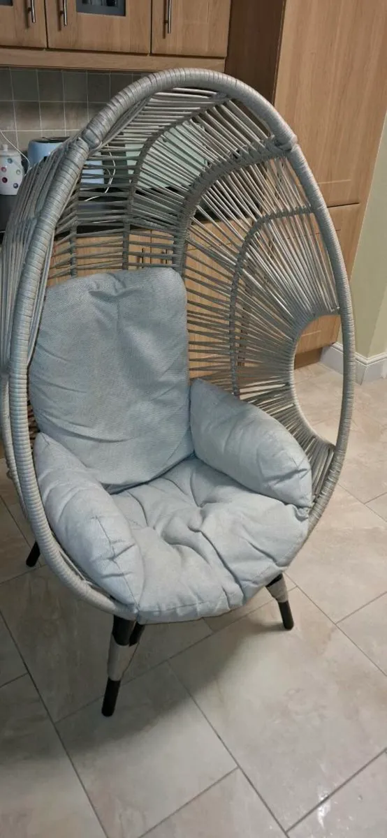 Stylish Grey Egg Chair - Image 2