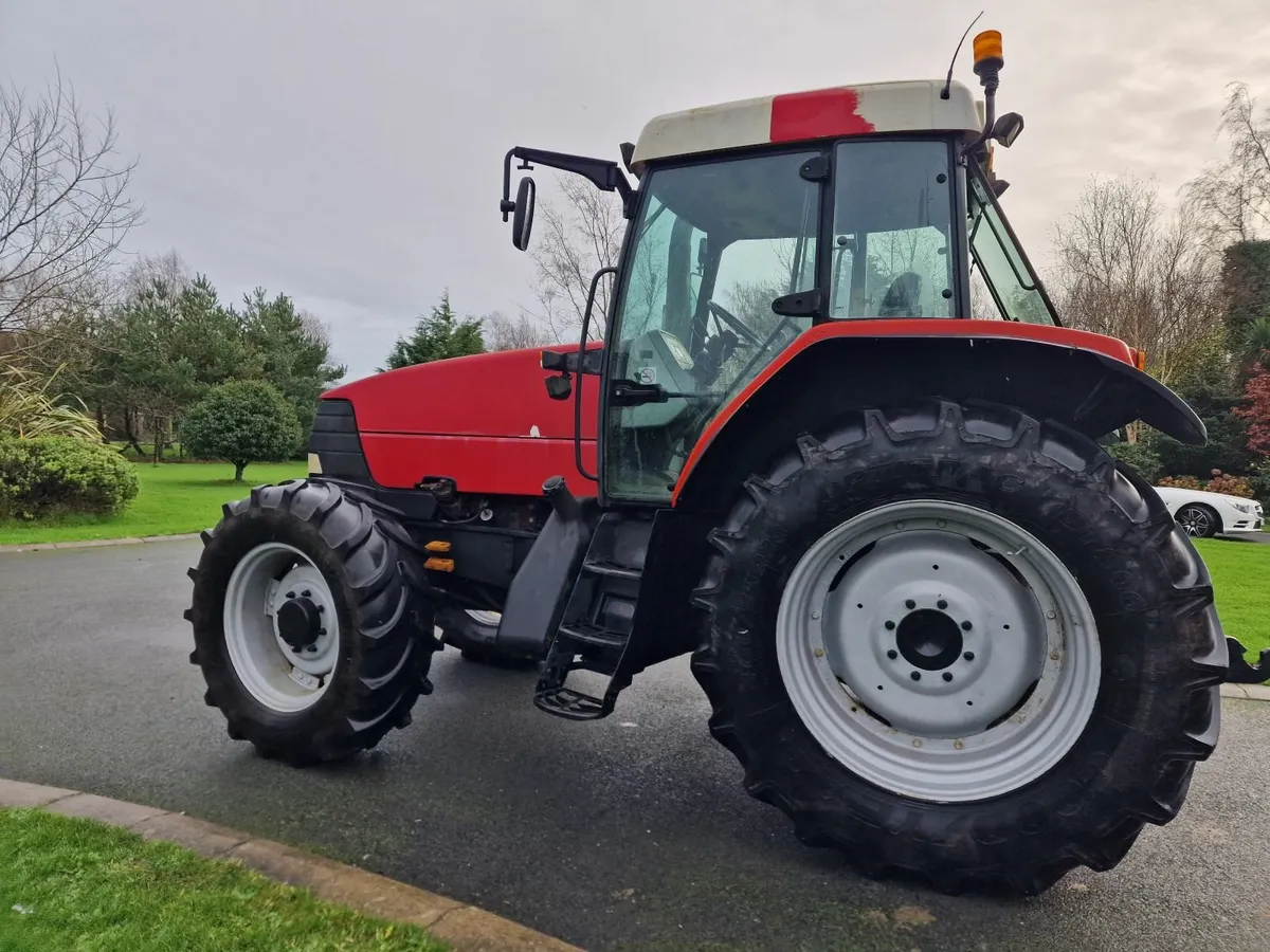 Case IH MX100 Tractor - never farmed - Image 4