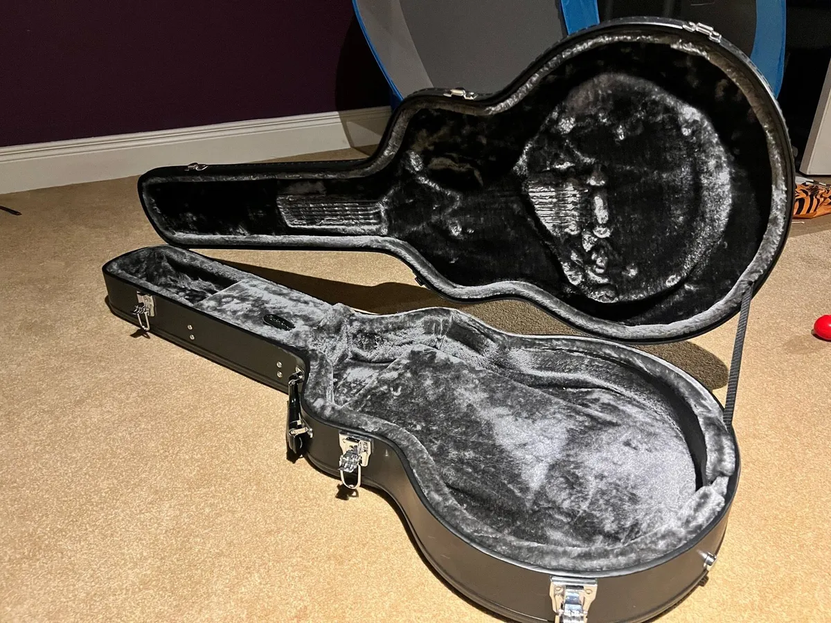 Epiphone guitar case needs 1 latch fixed - Image 2