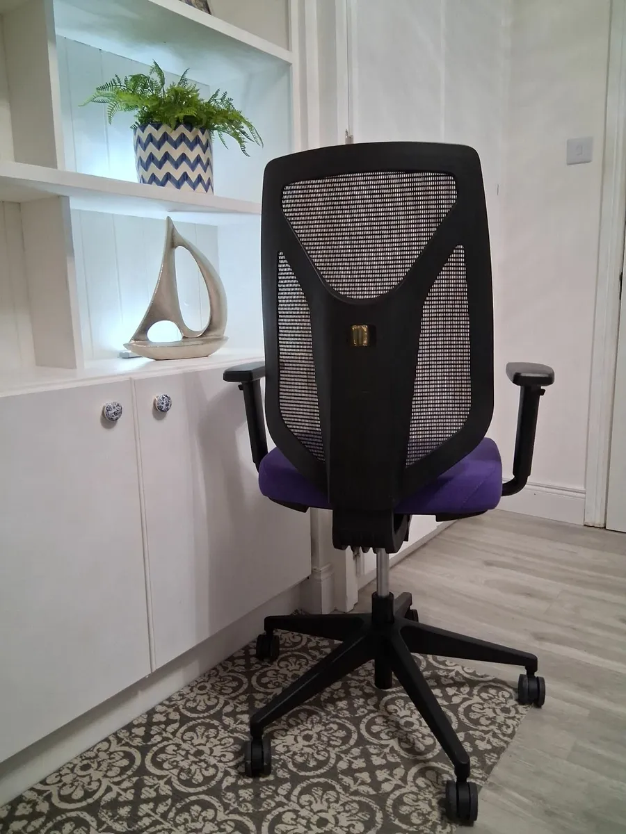 Ergonomic Office Chair - Image 4