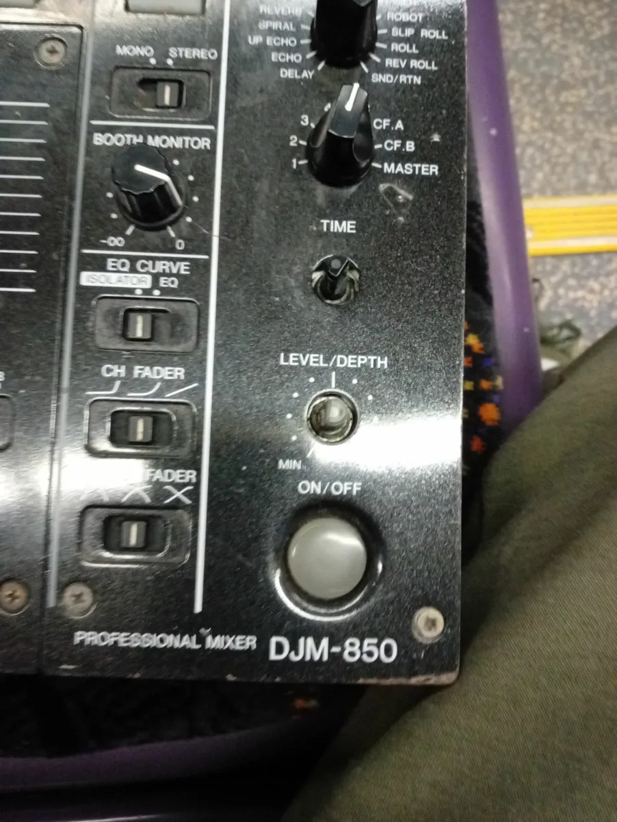 Pioneer djm 850 - Image 3