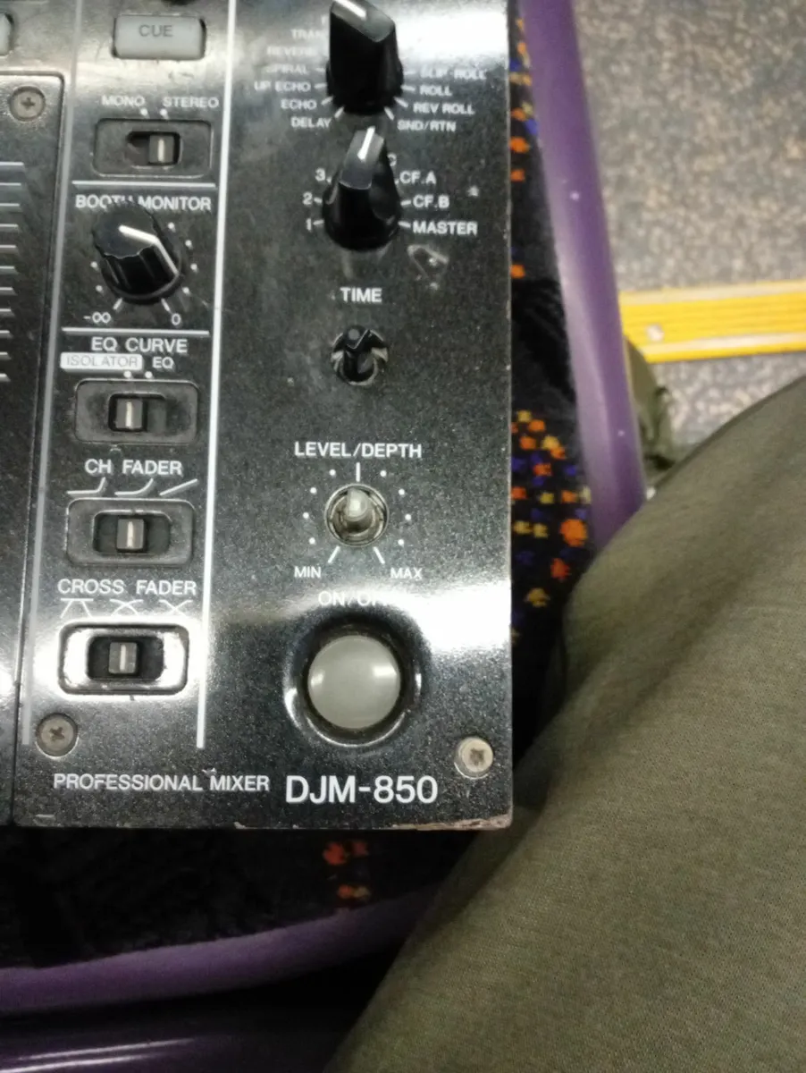 Pioneer djm 850 - Image 4