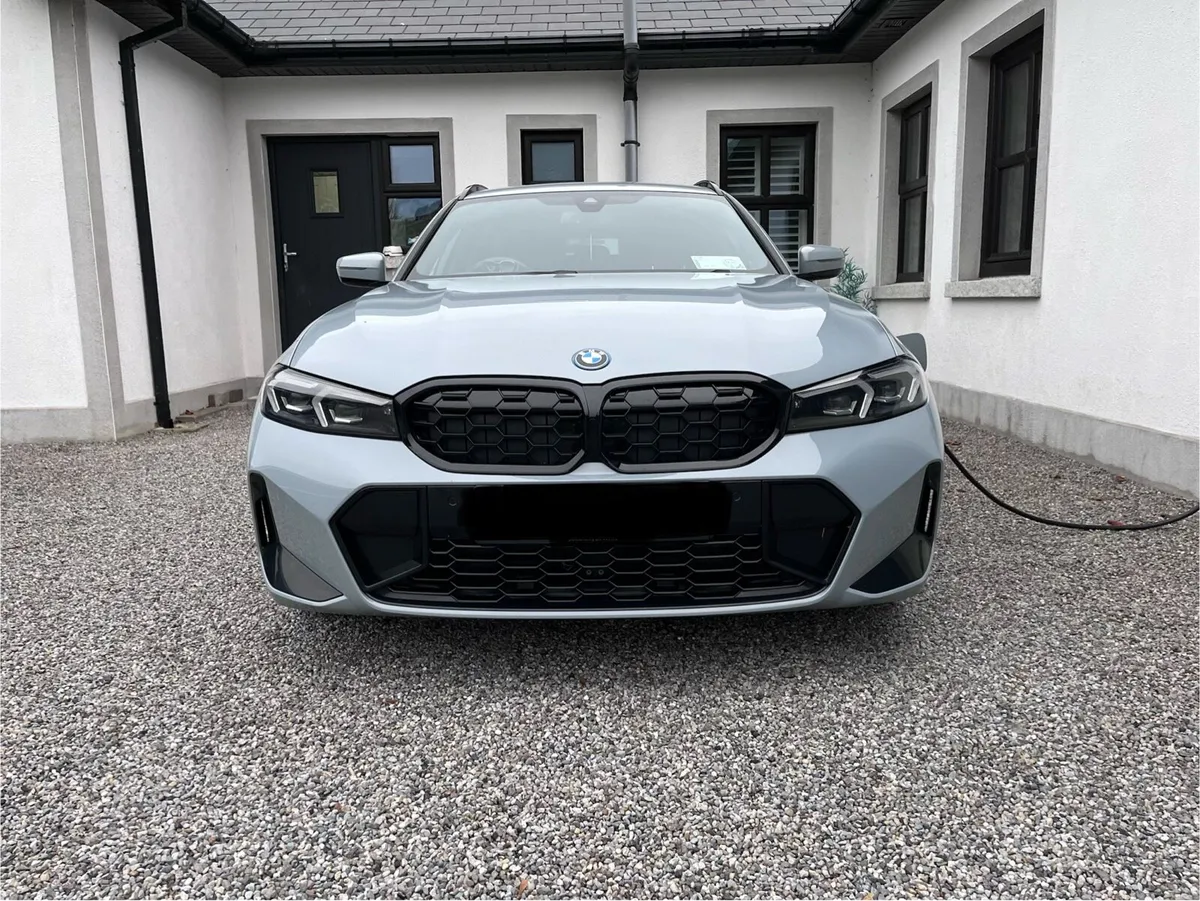 330e M Sport Touring LCI - Image 2