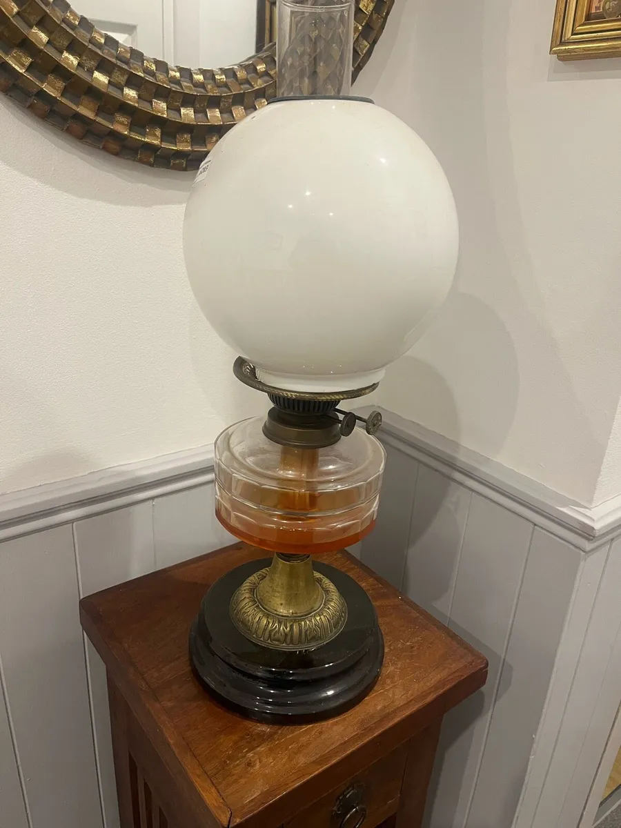 Antique Oil Lamp - Image 1