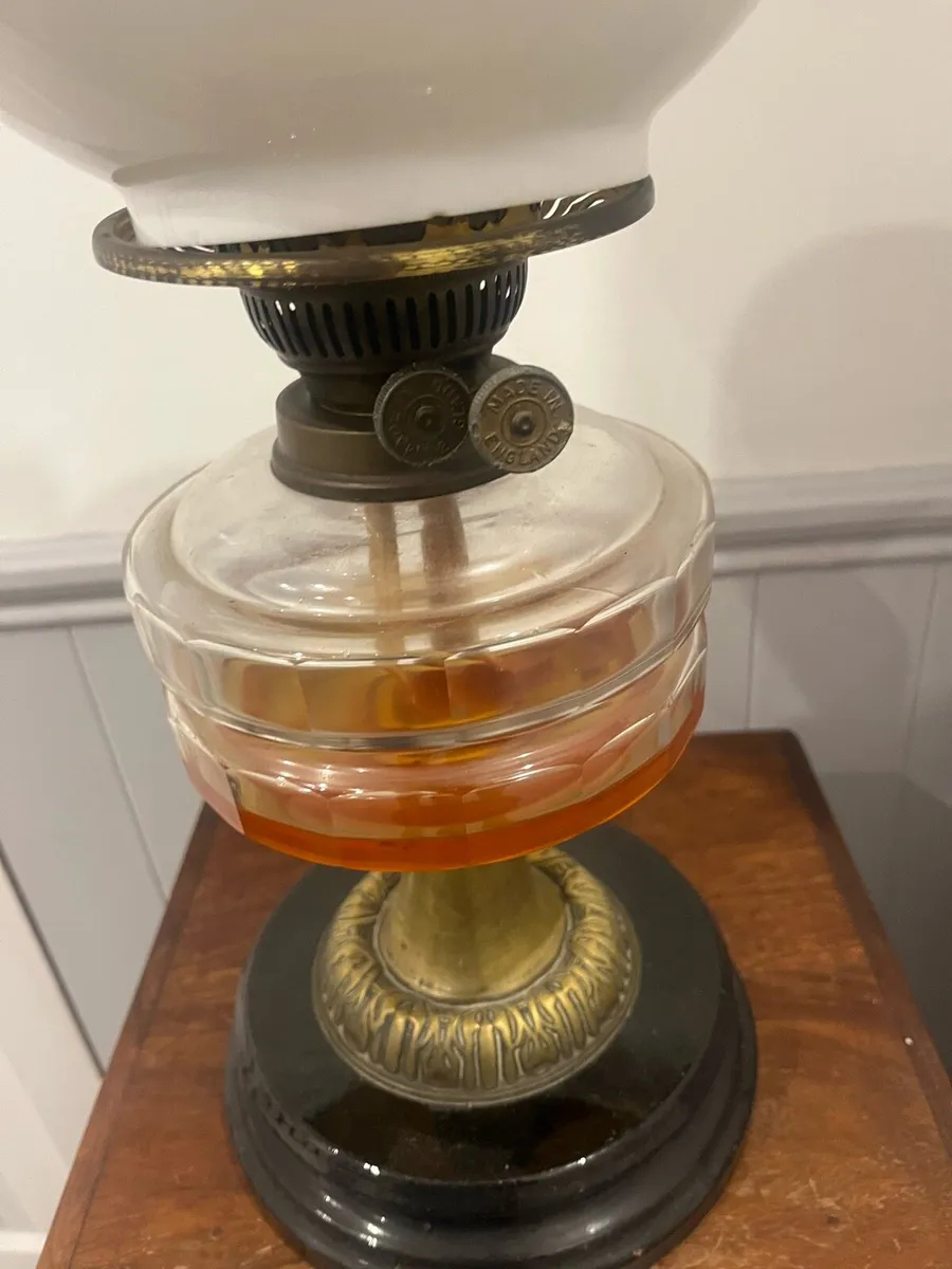 Antique Oil Lamp - Image 2
