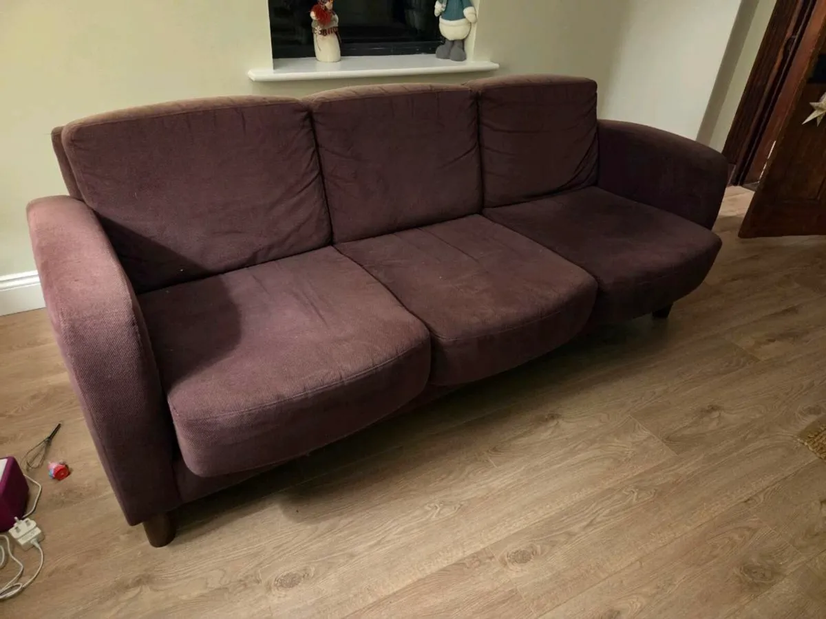 3 seater sofa for sale - Image 3