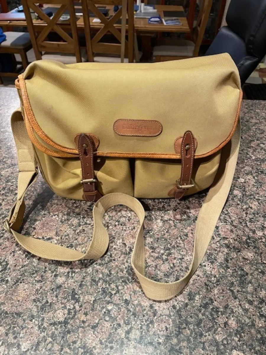 Billingham Hadley Camera Bag - Image 1