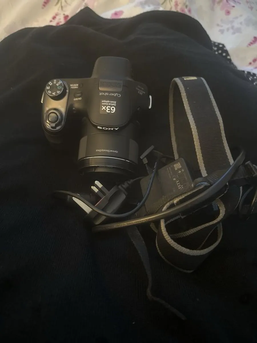 Sony Cybershot - Image 3