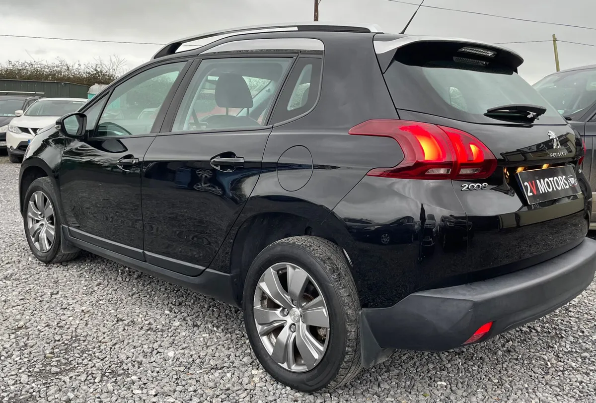 🔵 Peugeot 2008 1.6 HDI BLUE ACTIVE 5DR - Image 4