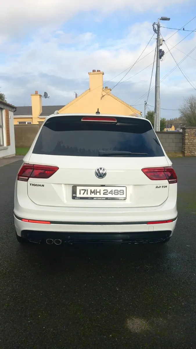 Volkswagen Tiguan 2017 - Image 3