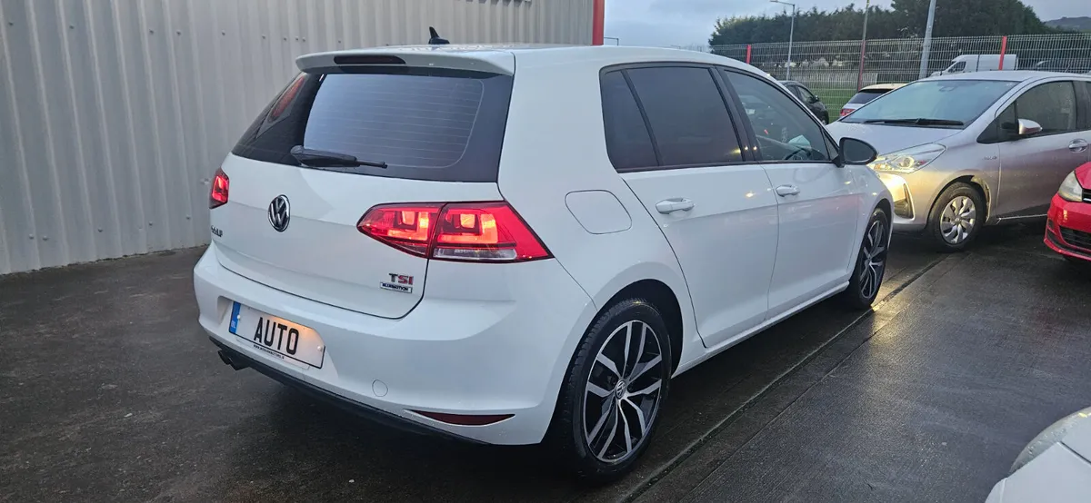 Volkswagen Golf auto 1.4 highline tsi dsg low kms - Image 3