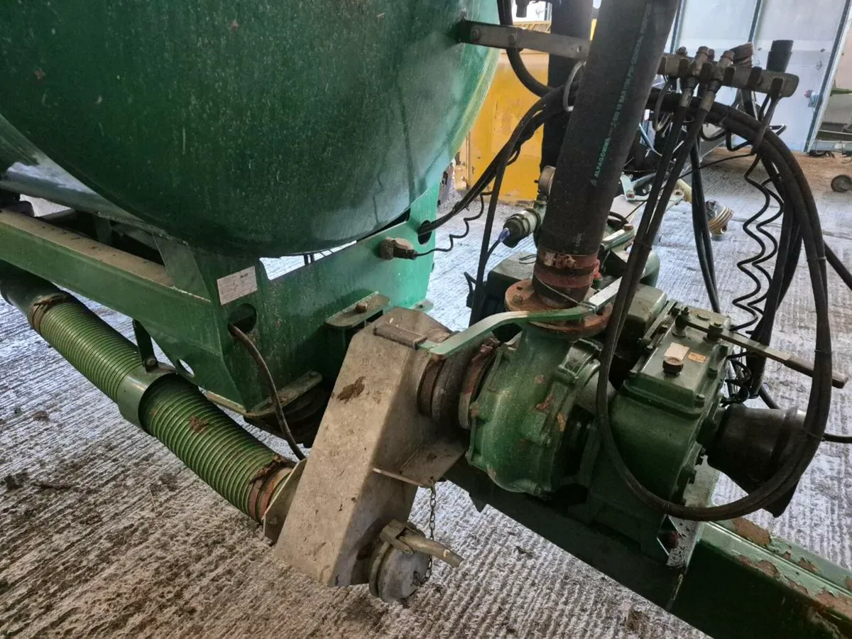 Slurry spreader - Image 3