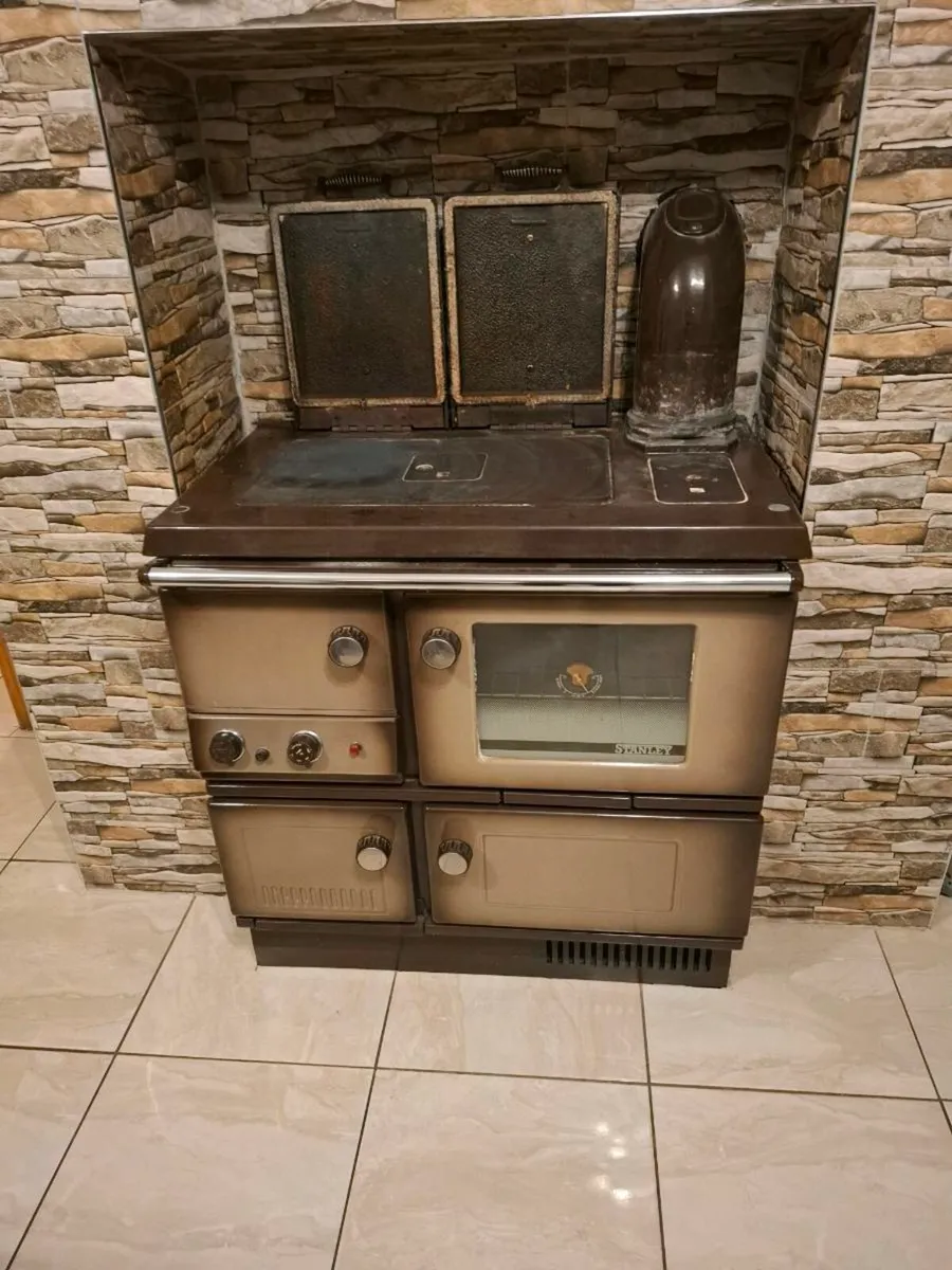 Super Stanley oil range - Image 1