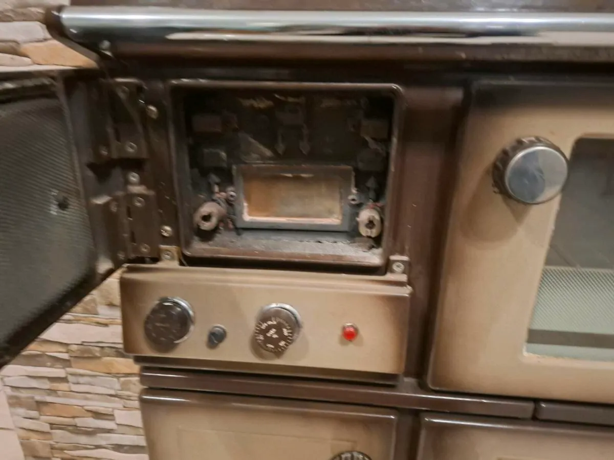 Super Stanley oil range - Image 3