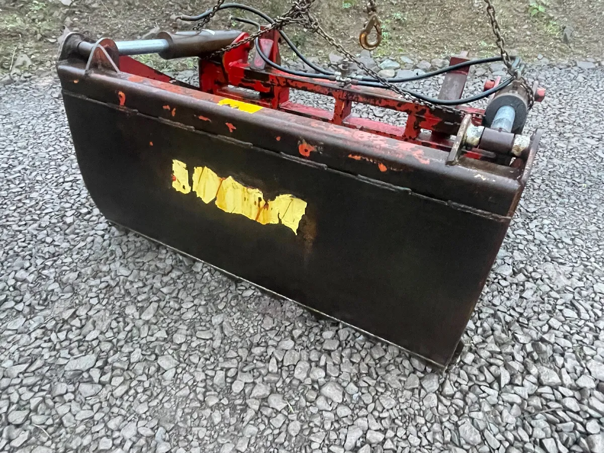 Wylie 1.5 metre shear grab Kramer brackets - Image 4