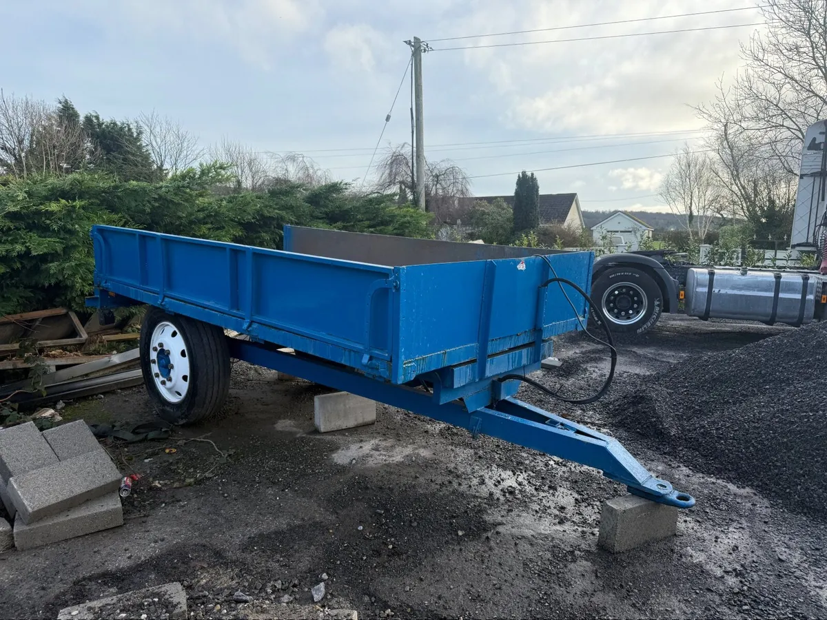 Tipping trailer - Image 1