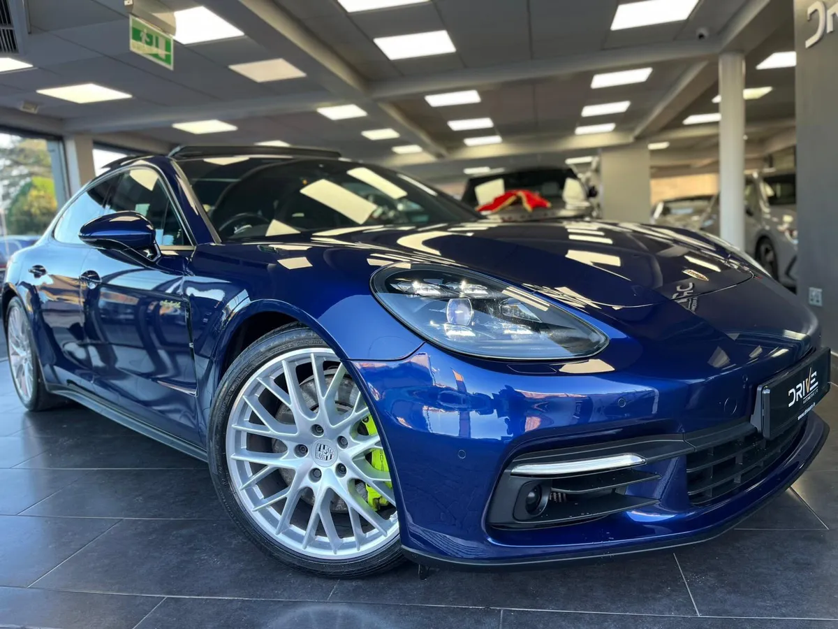 Porsche Panamera 2019 4s Hybrid - Image 2