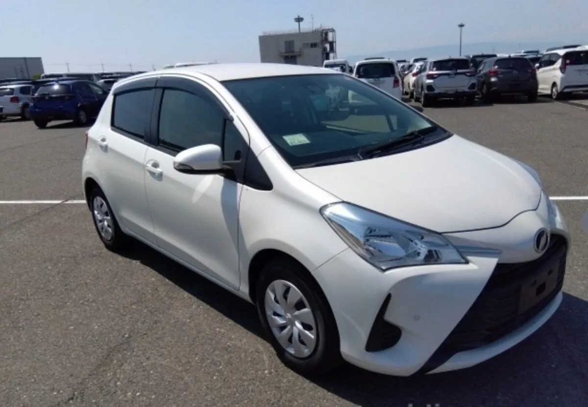 172 - Toyota Vitz 1.3L 26000 km fresh NCT - Image 1