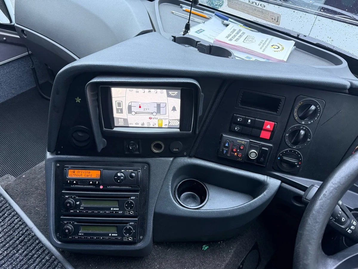 Mercedes Unvi - Image 3