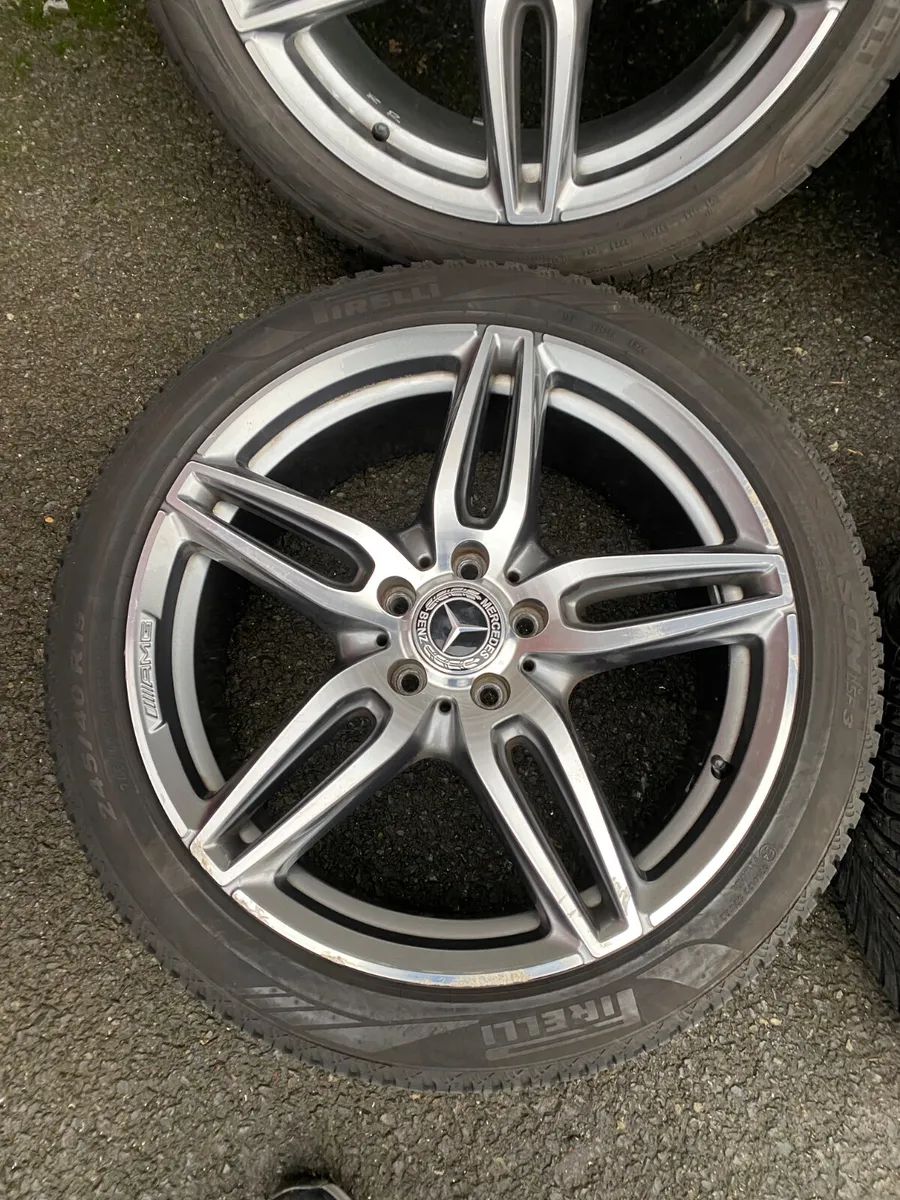 Mercedes E Class  Alloy wheels &tyres - Image 3
