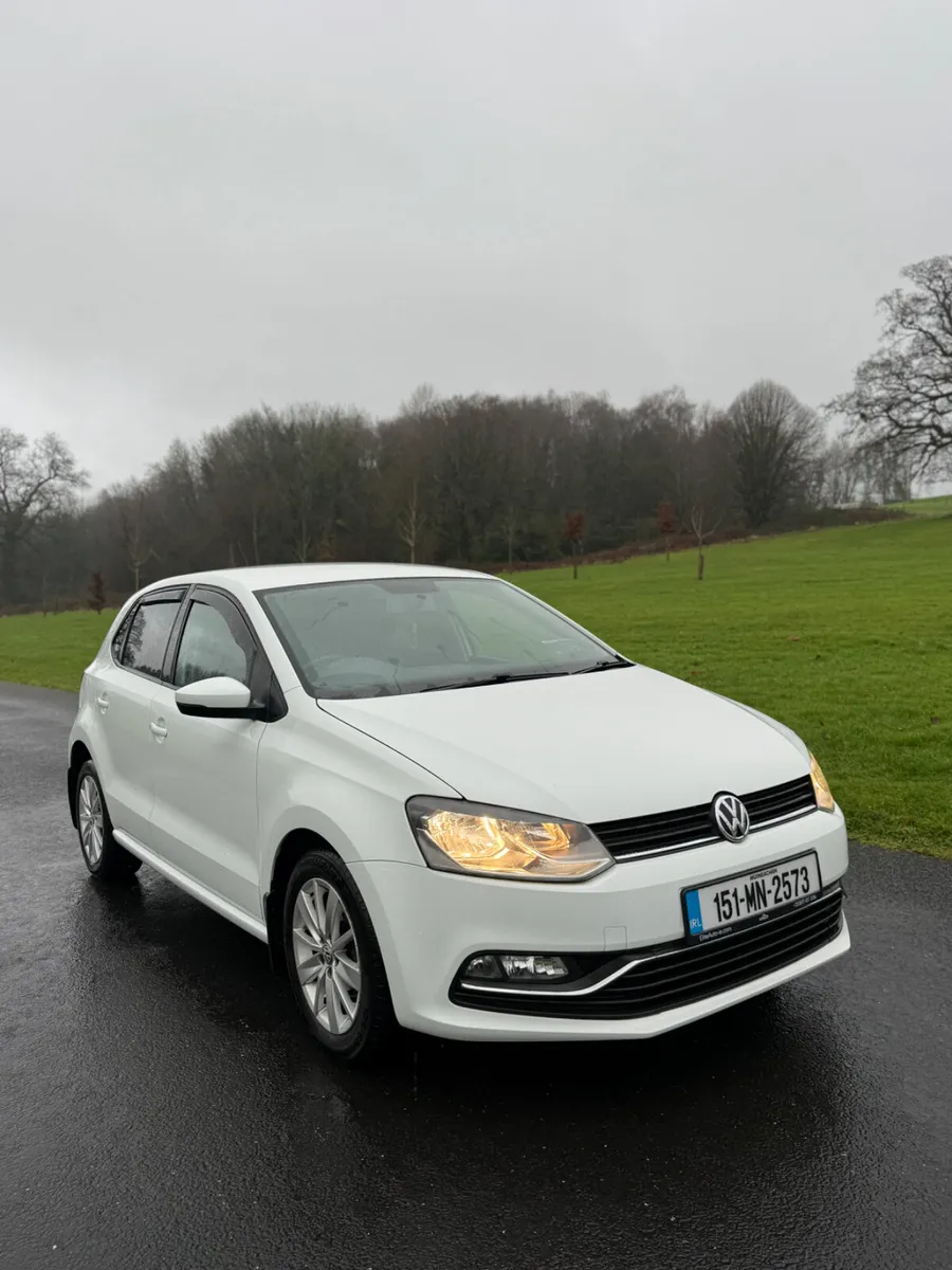 Volkswagen Polo 2015 - Image 1