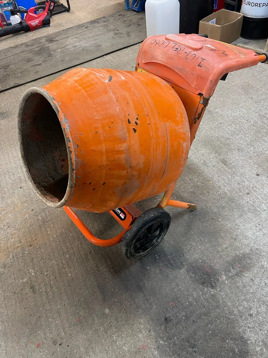 Belle Mixer Honda gx120 petrol engine - Image 3