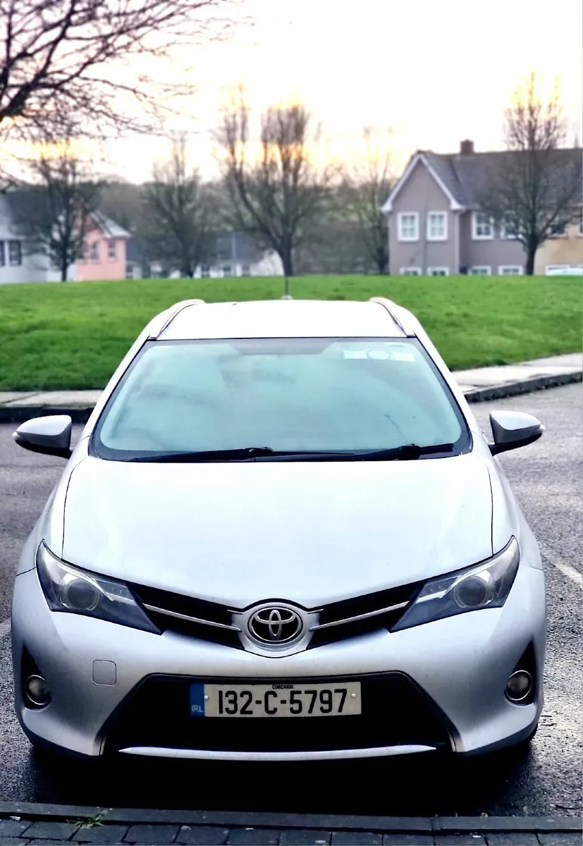 Toyota Auris 2013 - Estate - Image 4