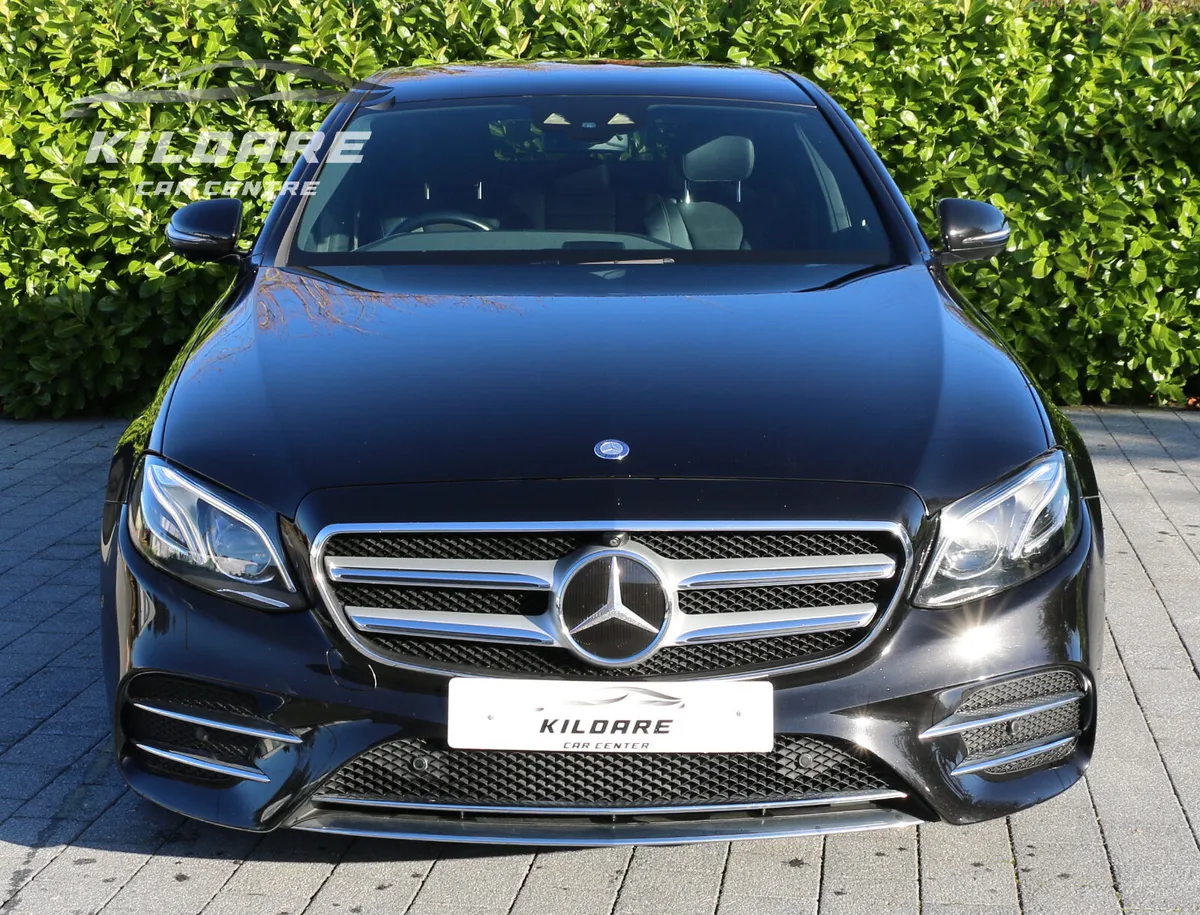 MERCEDES-BENZ E220D AMG AUTO - Image 3