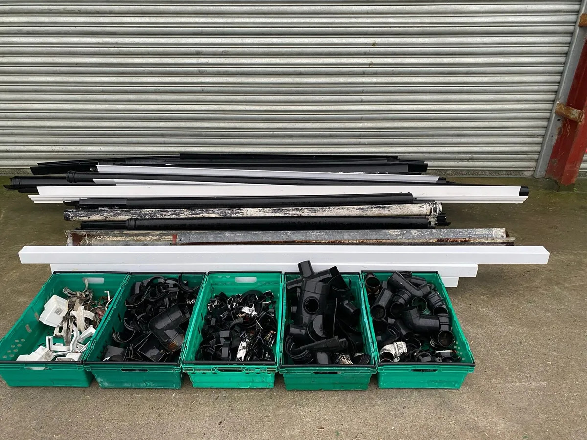 Quantity of used plastic & galvanised gutters - Image 1